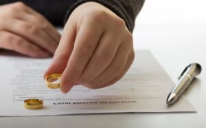 Boşanma Dilekçesi Nasıl Yazılır